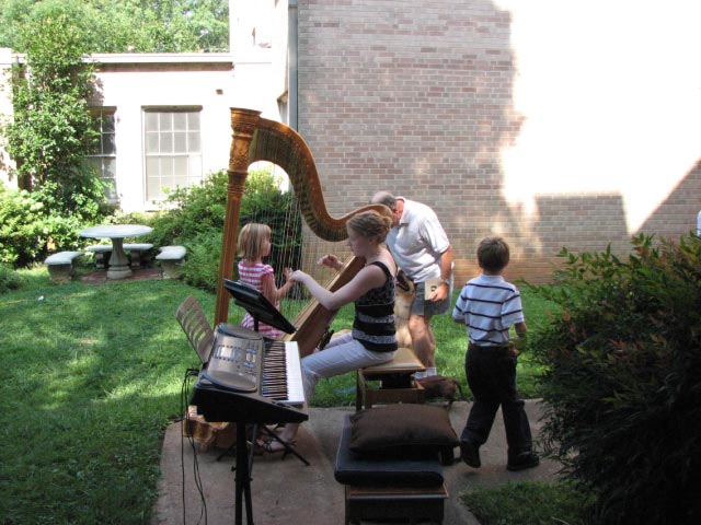 Outside Music Harp Animal Blessing Religious Service Emory Presbyterian Church