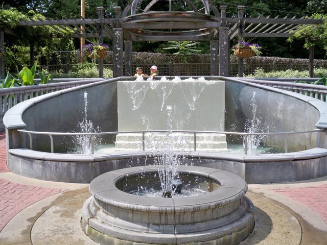 Fountains Akron Zoo